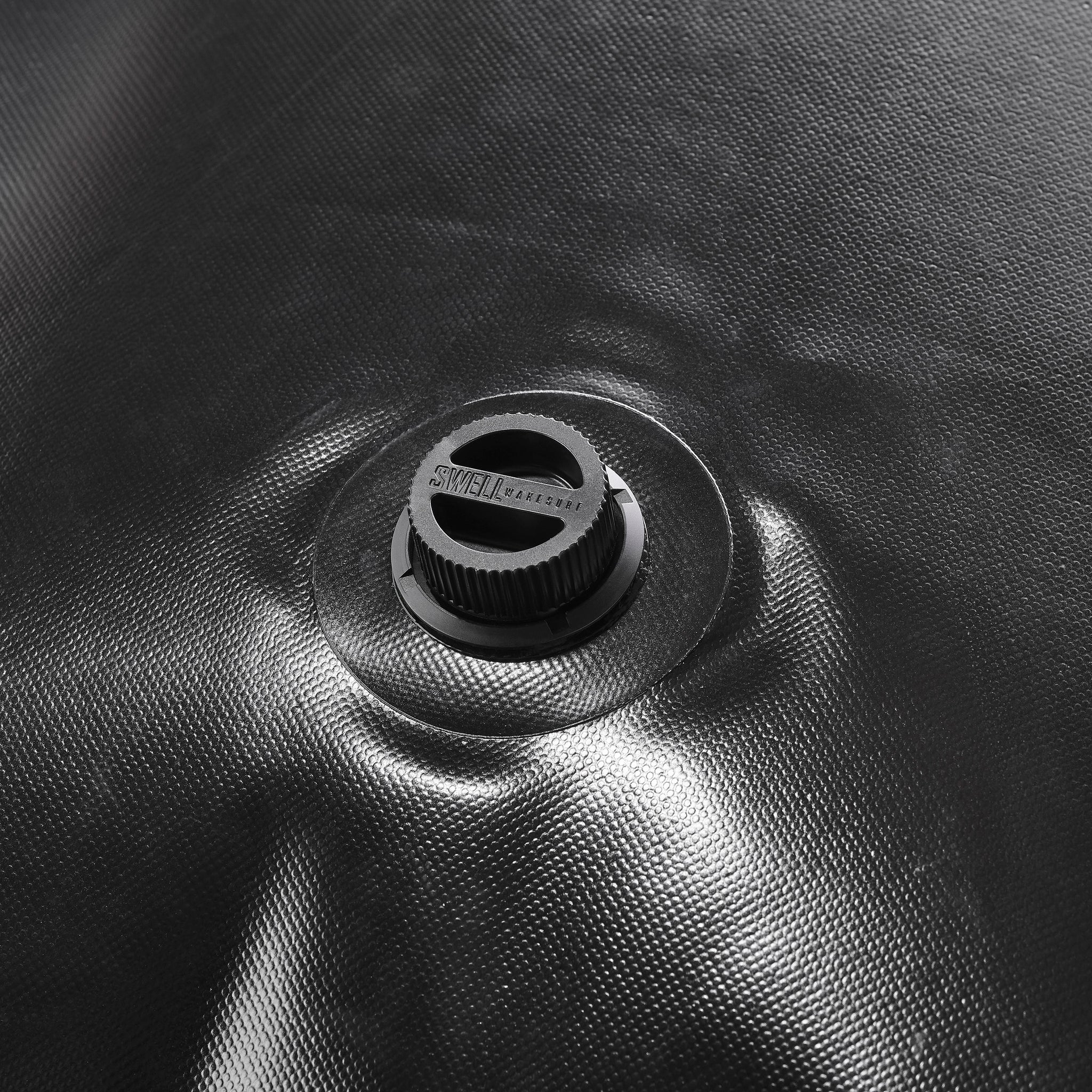 SWELL Core Ballast Bag air release plug detail – easy fill and drain system with 4 reinforced 1